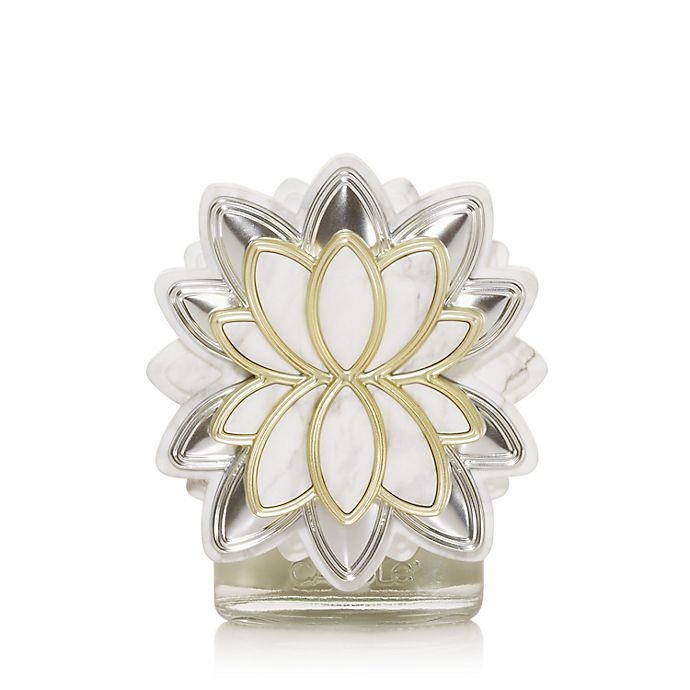 slide 2 of 5, Yankee Candle ScentPlug Diffuser with Magnolia & Lily Refill, 1 ct