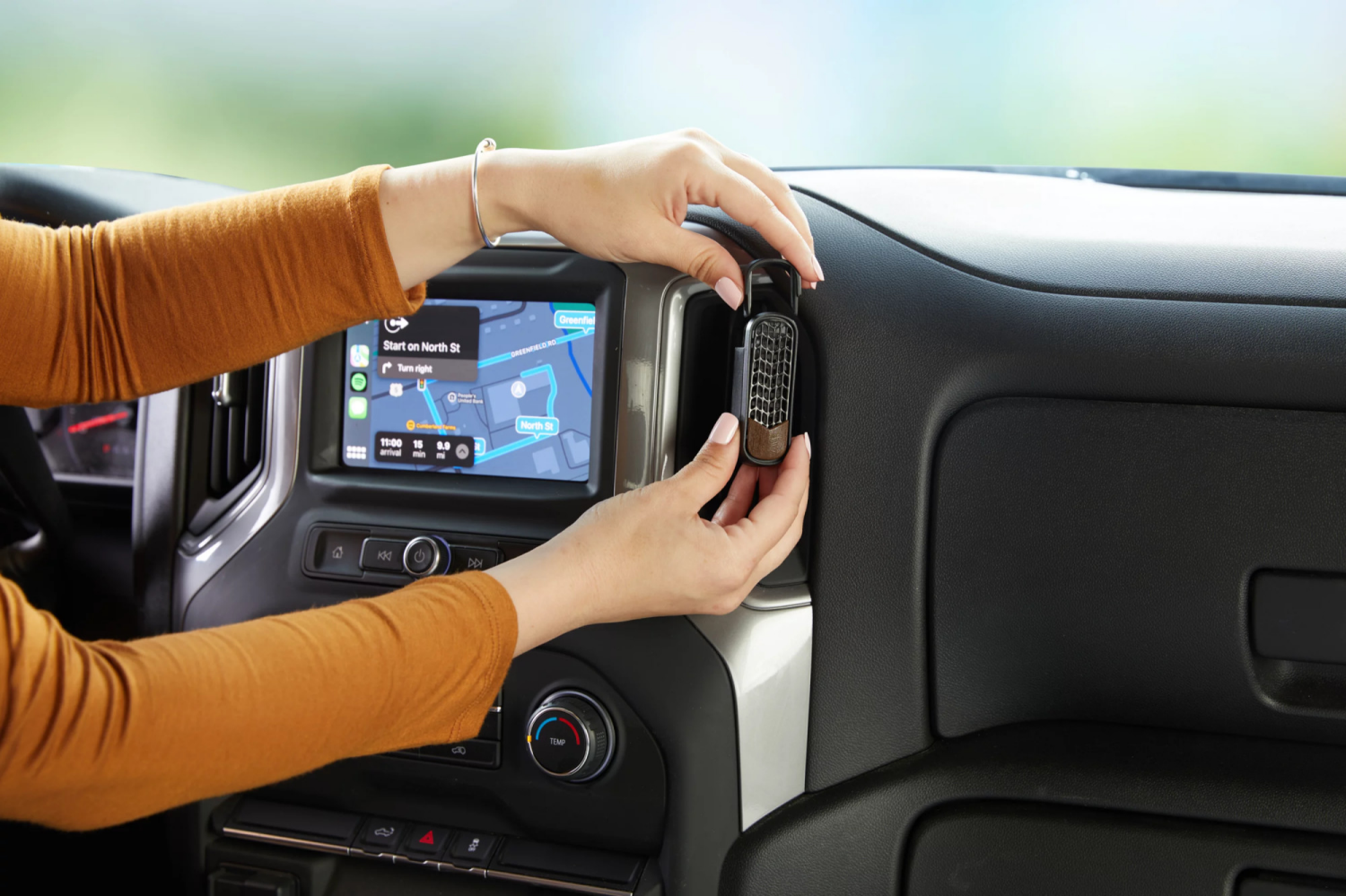 slide 2 of 5, Woodwick Journey Vent Fragrance Kit, White Teak, 1 ct