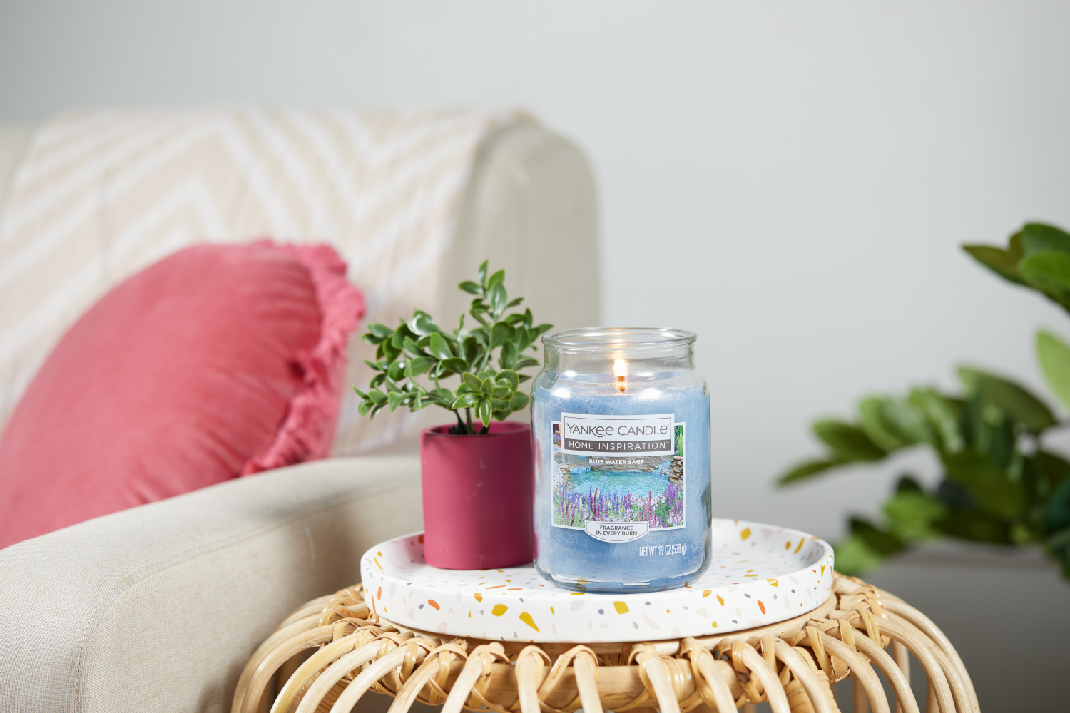 slide 3 of 3, Yankee Candle Home Inspiration Large Jar Blue Water Sage, 19 oz