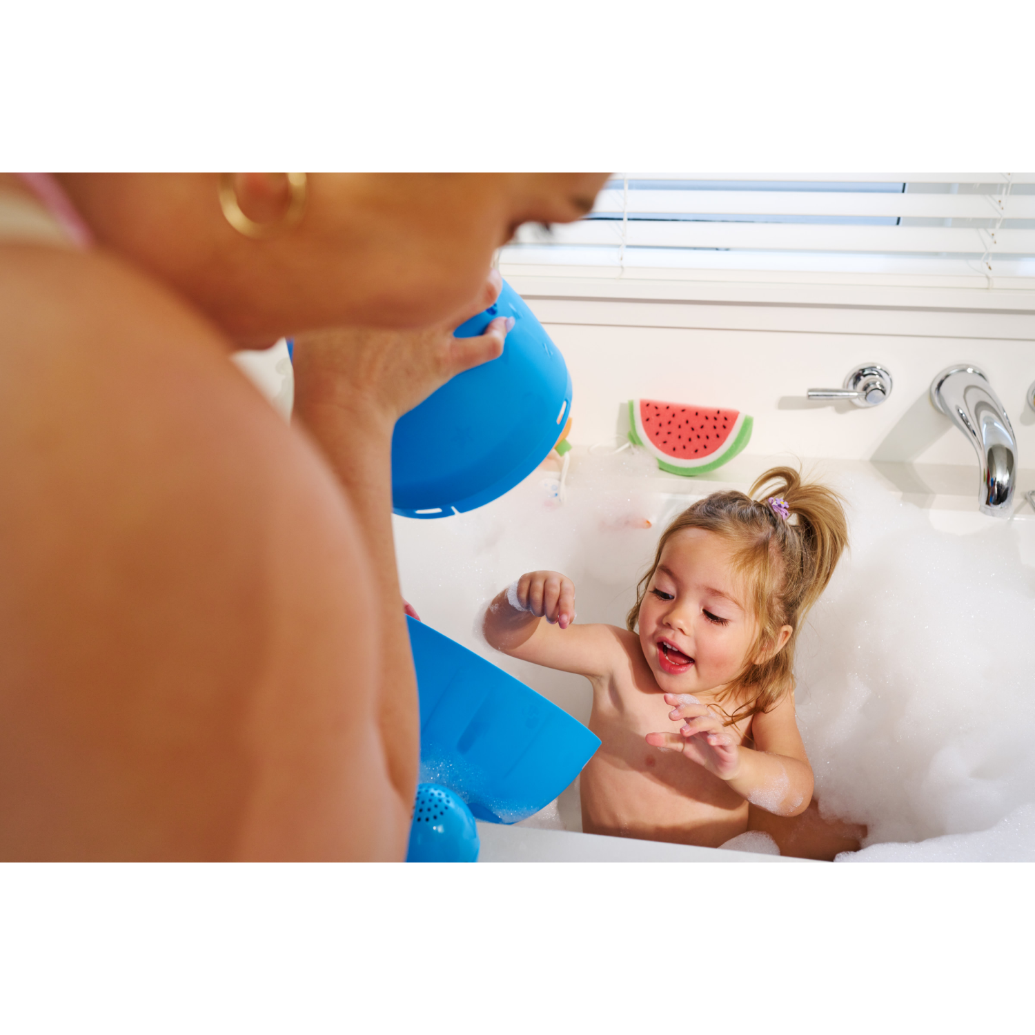 slide 8 of 8, Eggy Wawa Bathtime Surprise Egg, 1 ct