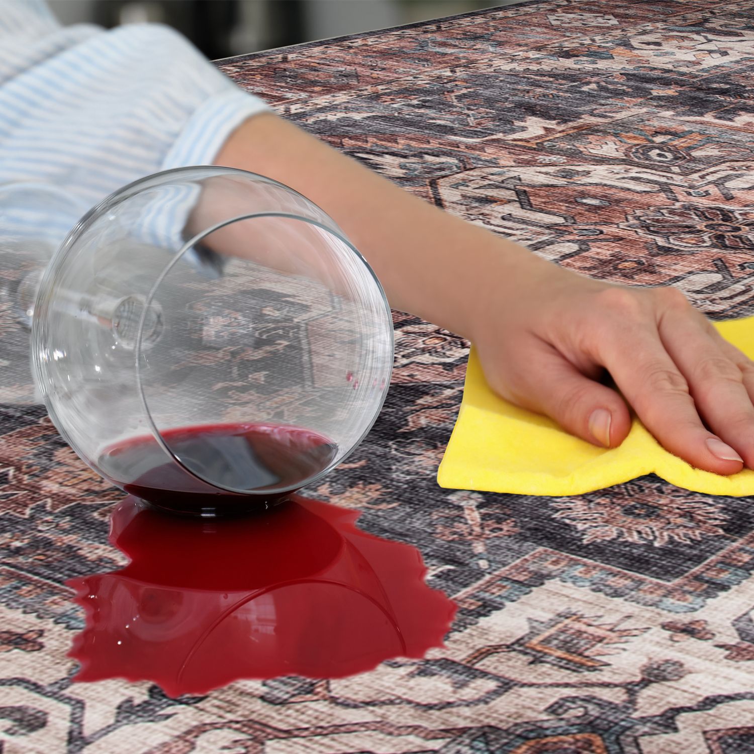 slide 2 of 2, Rugease Velveteen Adrianna Medallion 2x6 Washable Runner, 1 ct