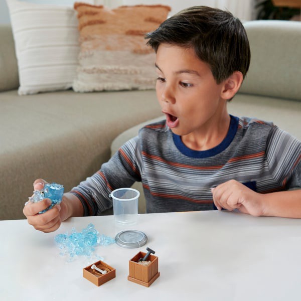 slide 19 of 29, Jurassic World Crushivores Assortment, 1 ct