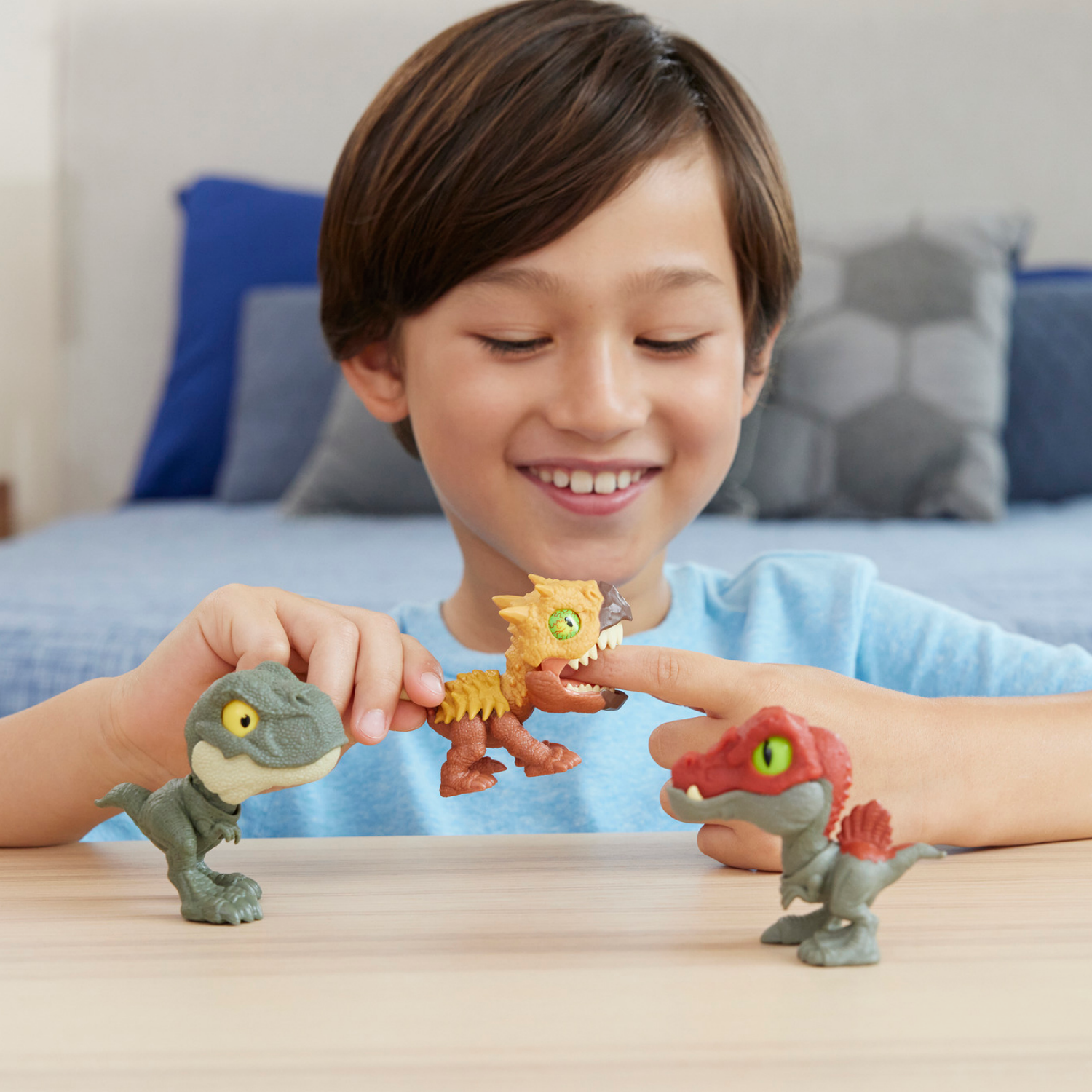 slide 4 of 4, JURASSIC WORLD MIGHTY LITTLE BITERS Assortment, 1 ct