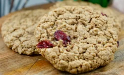 Zellas Vegan Oatmeal Cranberry Cookie 3.