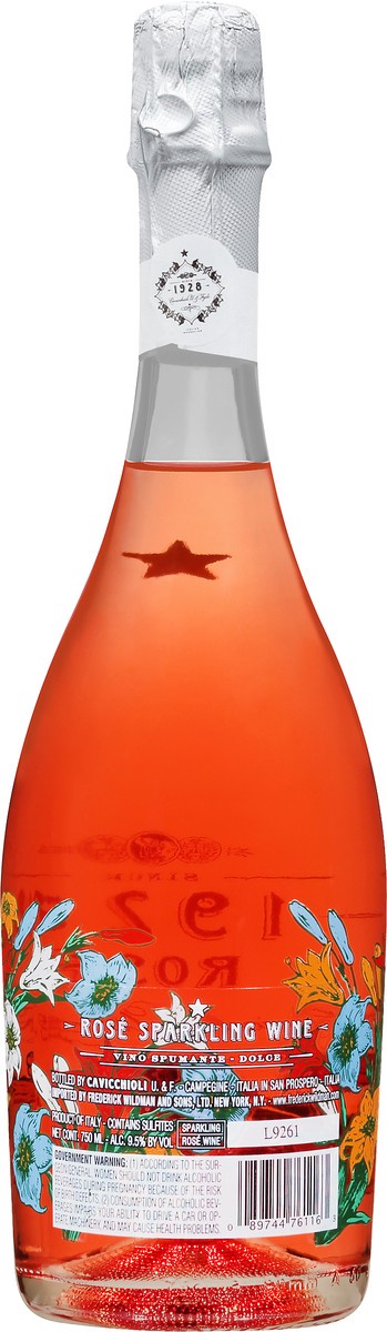 slide 6 of 6, Cavicchioli Sparkling Rose, 750 ml