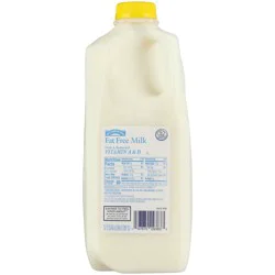 Hill Country Fare Fat Free Milk