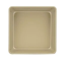 Kitchen & Table by H-E-B Square Cake Pan - Gold