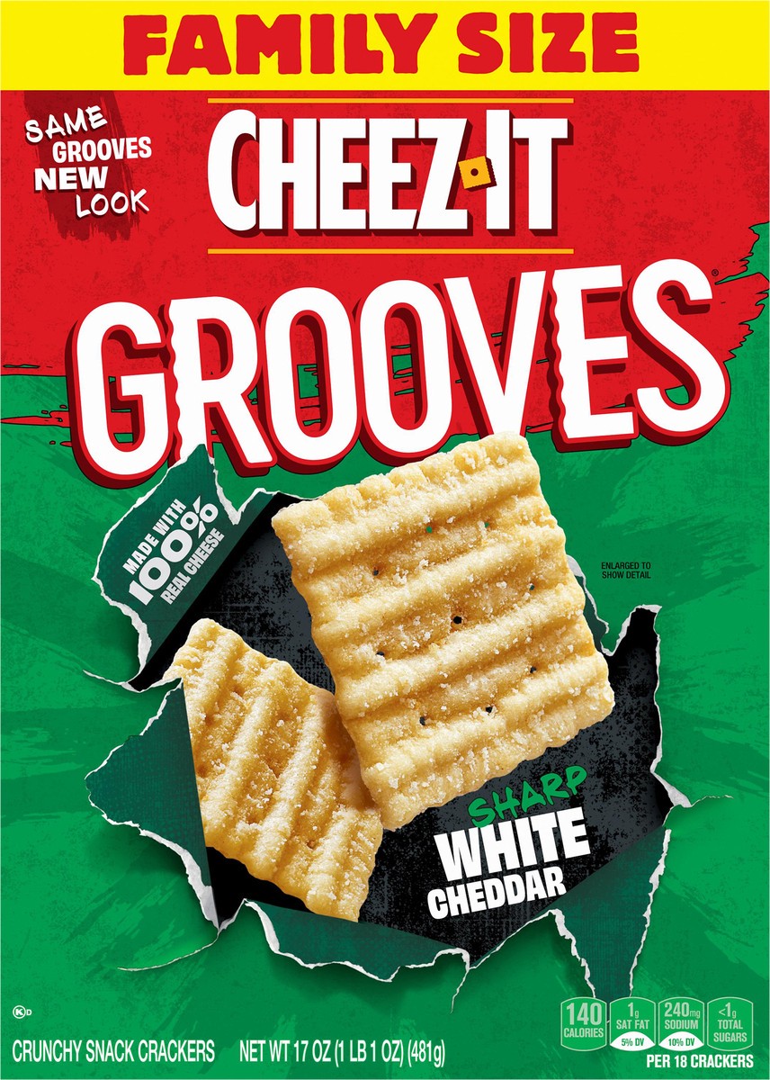 slide 5 of 7, Cheez-It Grooves Sharp White Cheddar Crispy Cracker Chips, 17 oz