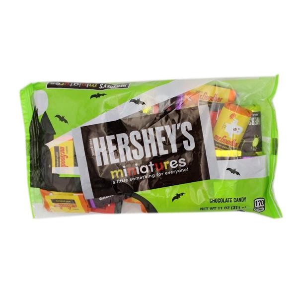 slide 1 of 1, Hershey's Miniatures Chocolate Candy Halloween Assortment, 11 oz