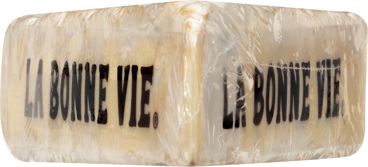 slide 3 of 9, La Bonne Vie Cheese, Brie, Double Creme, Soft-Ripened, 7 oz