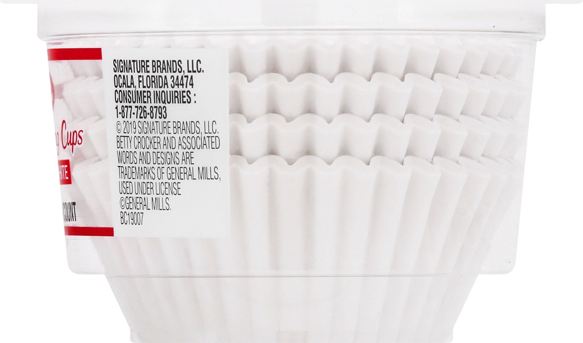 slide 8 of 9, Betty Crocker Standard Size Baking Cups White, 100 ct