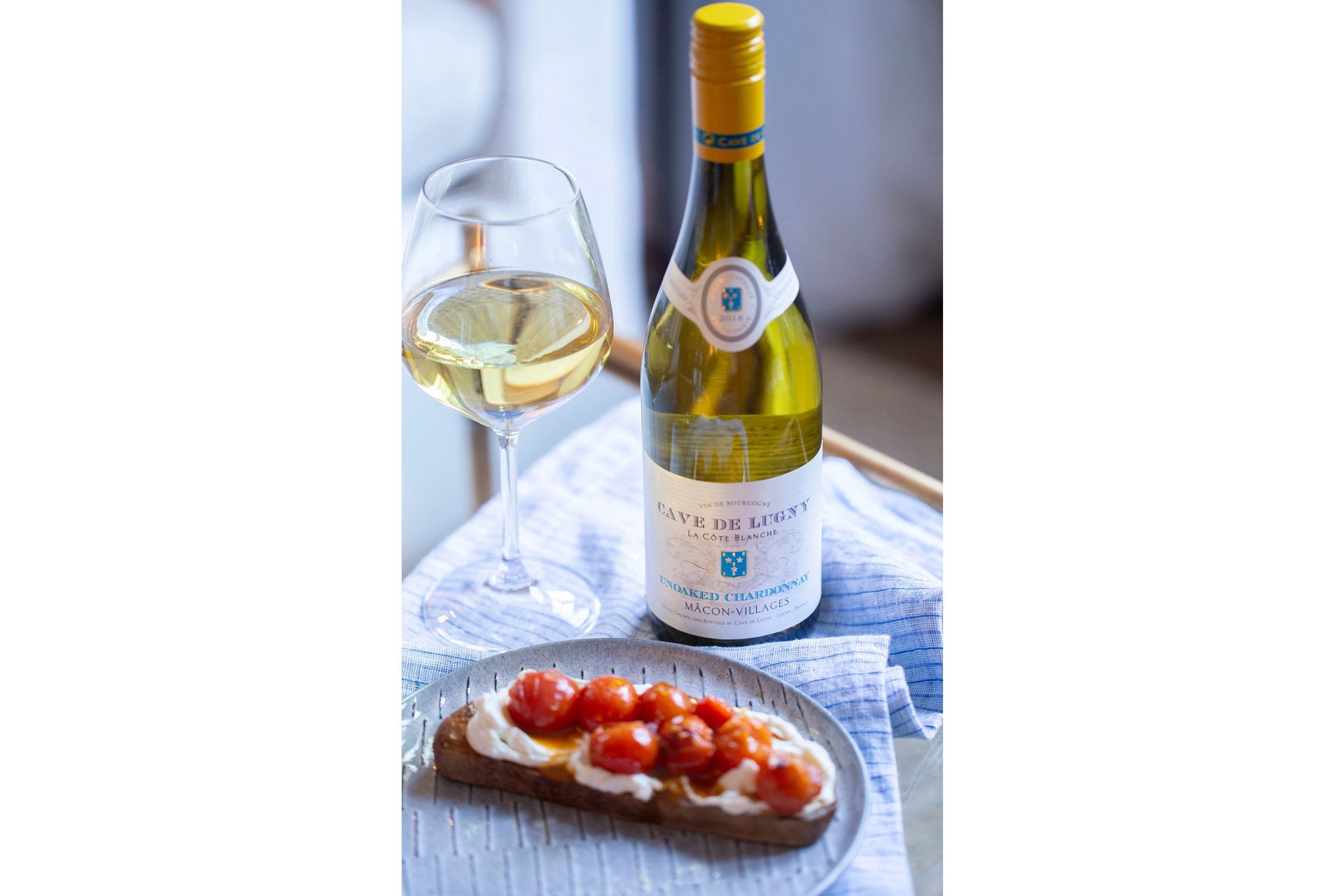 slide 4 of 4, Cave De Lugny Chardonnay Vieille Reserve, 750ml, 750 ml