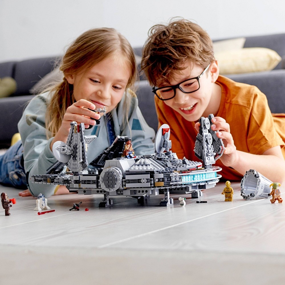 slide 3 of 7, LEGO Star Wars: The Rise of Skywalker Millennium Falcon Building Kit Starship Model with Minifigures 75257, 1 ct