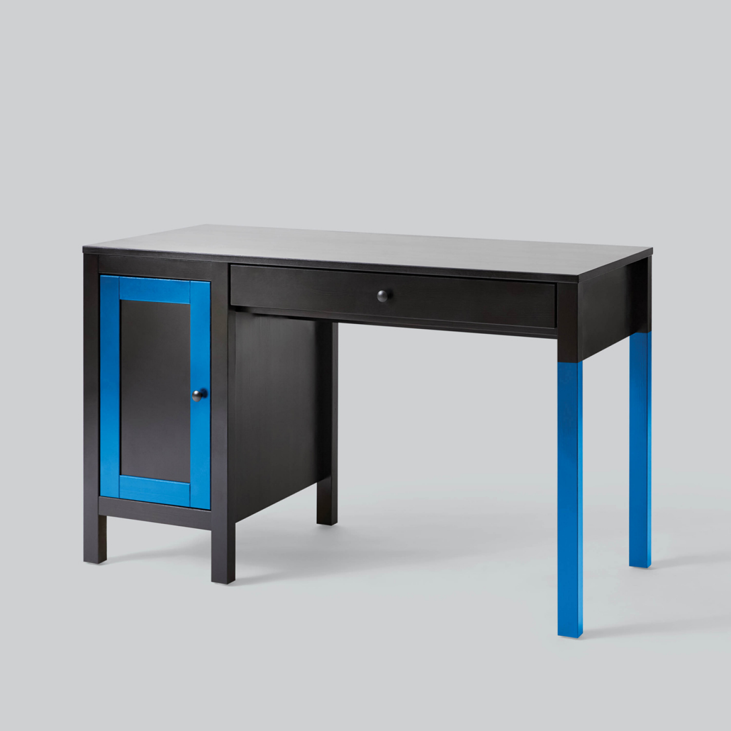 slide 2 of 4, Rust-Oleum Painters Touch Ultra Cover Multi-Purpose Brush-On Paint - 1979502, Quart, Gloss Black, 1 qt