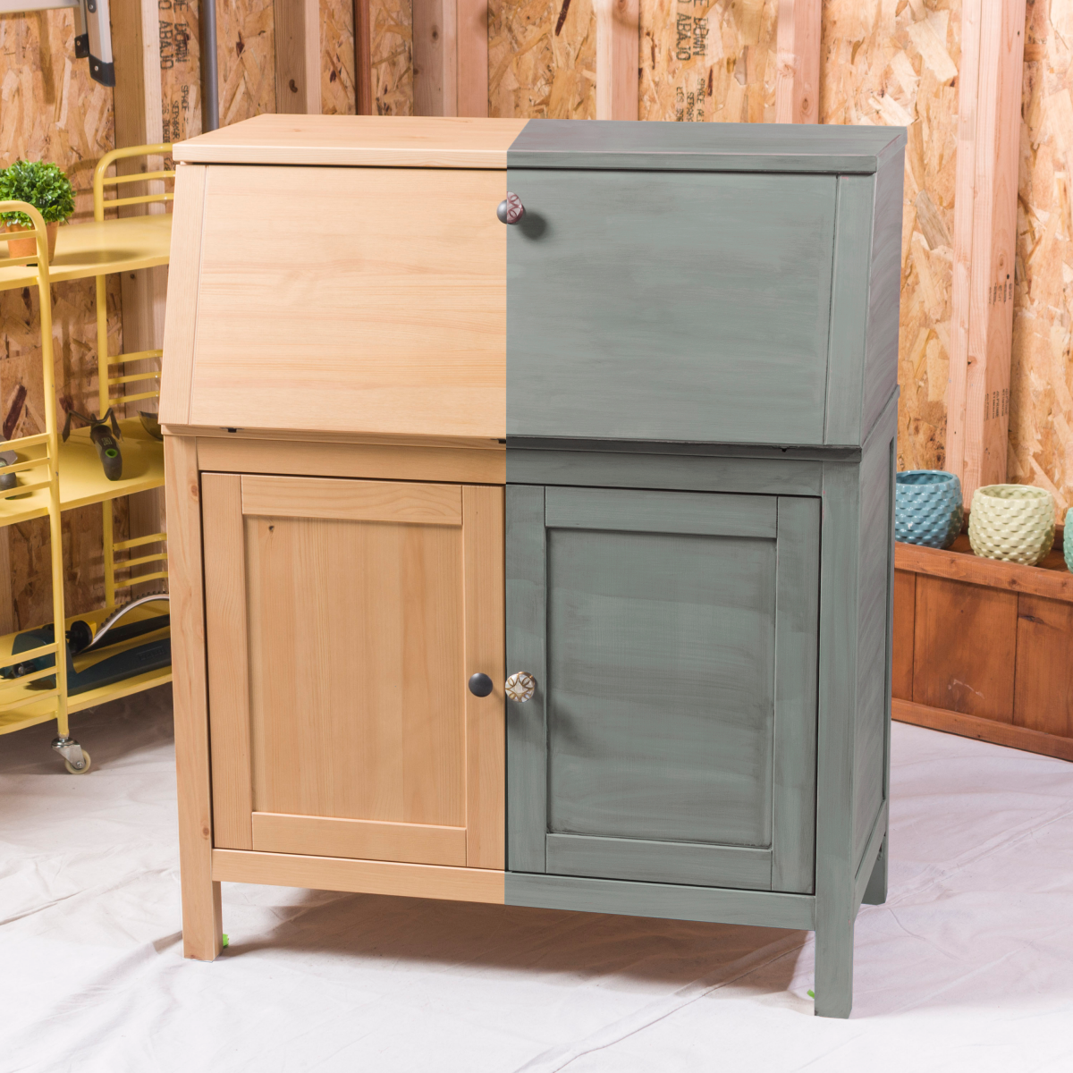 slide 17 of 29, Rust-Oleum Chalked Ultra Matte Paint - 285141, Quart, Country Gray, 1 ct