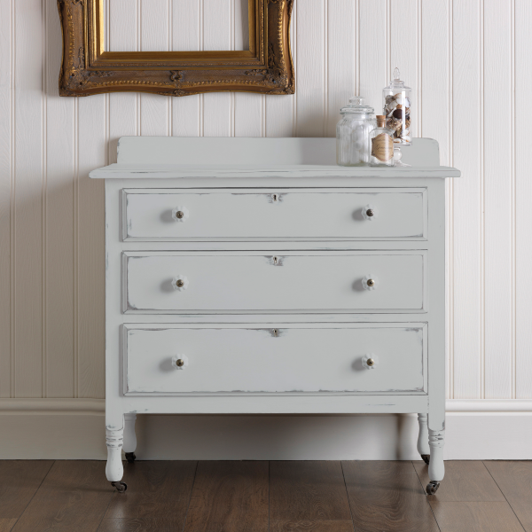 slide 12 of 29, Rust-Oleum Chalked Ultra Matte Paint - 285143, Quart, Aged Gray, 1 ct