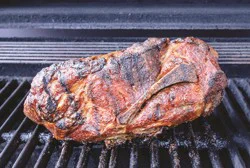 Weis Fresh from the Farm Pork Butt Steak