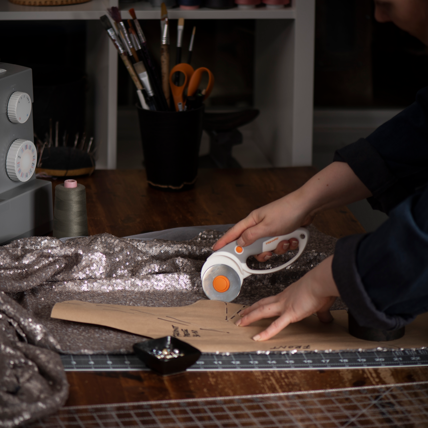 slide 4 of 4, Fiskars Titanium Loop Rotary Cutter 60 mm, 60 mm