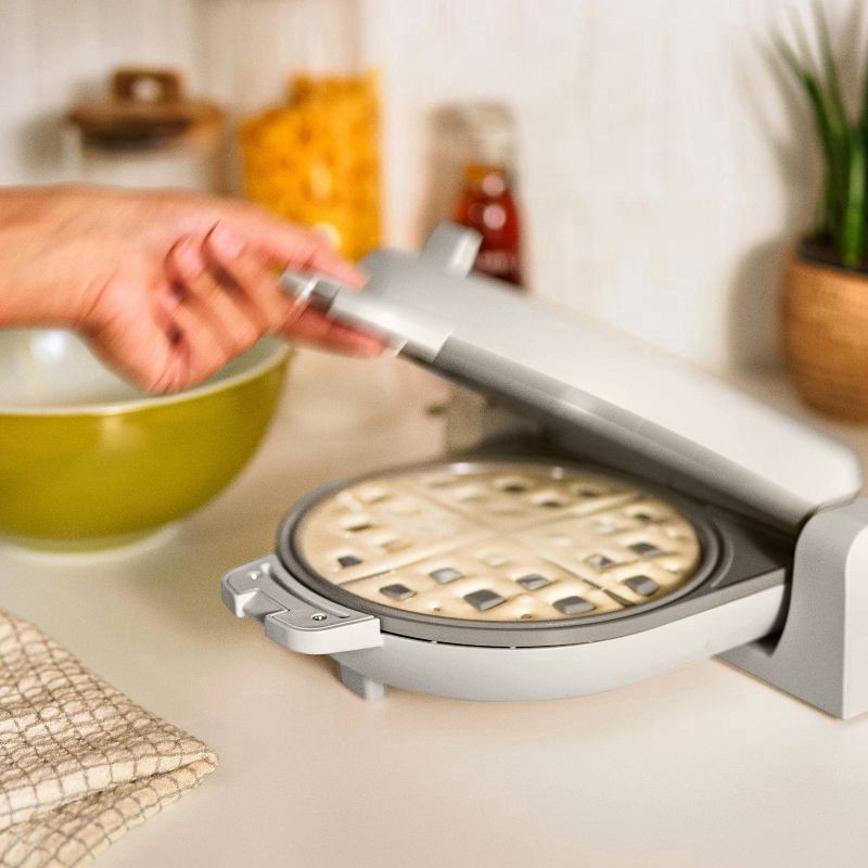 slide 5 of 13, bella Housewares bella Flip and Store Waffle Maker Oatmilk: Aluminum Cooking Surface, 1100W, Beige, Compact Design, 2-Year Warranty, 1 ct