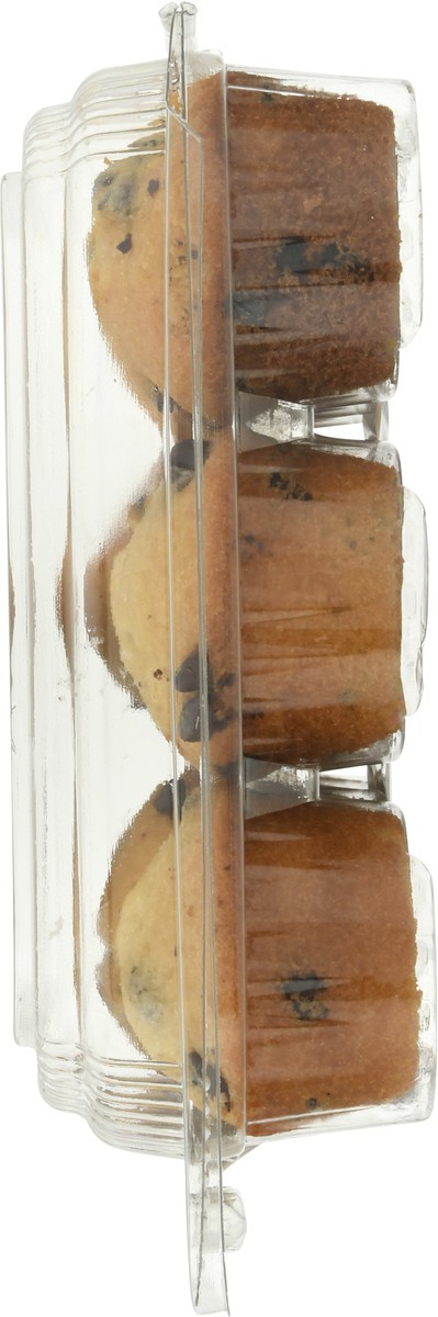 slide 5 of 9, Chocolate Chip Mini Muffin, 1 ct