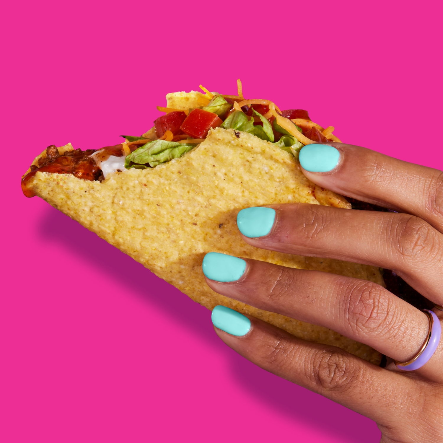 slide 7 of 8, Taco Bell Crunchy Taco Cravings Kit with 12 Crunchy Taco Shells, Taco Bell Mild Sauce & Seasoning, 8.85 oz Box, 8.85 oz