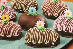 Weis Quality Large Chocolate Coated Easter Eggs