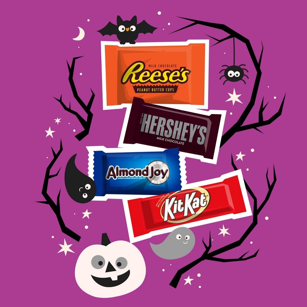 slide 3 of 5, Hershey's All Time Greats Snack Size Halloween Assortment, 31.3 oz; 60 ct