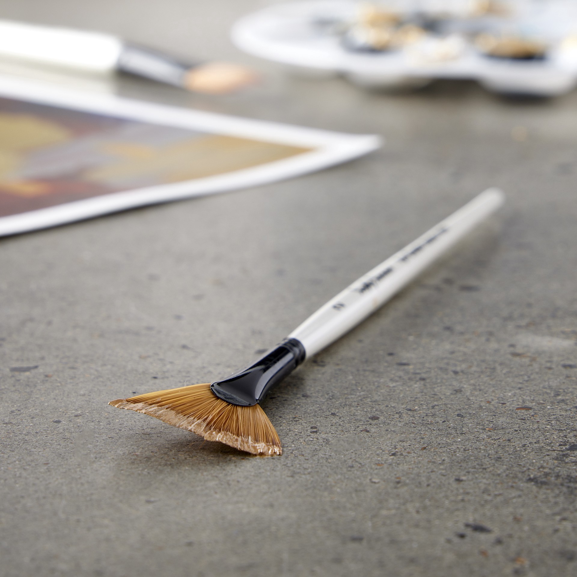 slide 2 of 2, Daler-Rowney Simply Simmons Short Handle Fan Blender Brush, 1 ct