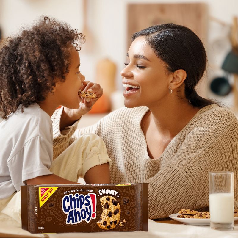 slide 7 of 14, Chips Ahoy! Chunky Fudgy Chocolate Chip Cookies Family Size - 18oz, 18 oz