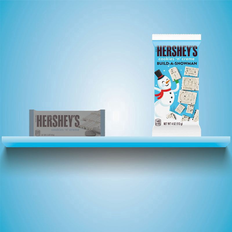 slide 5 of 6, HERSHEY'S Build-A-Snowman Cookies 'n' Creme, Christmas Candy Bar, 4 oz, 4 oz