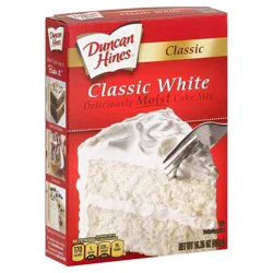 Duncan Hines Classic White Cake Mix, 15.25 oz.