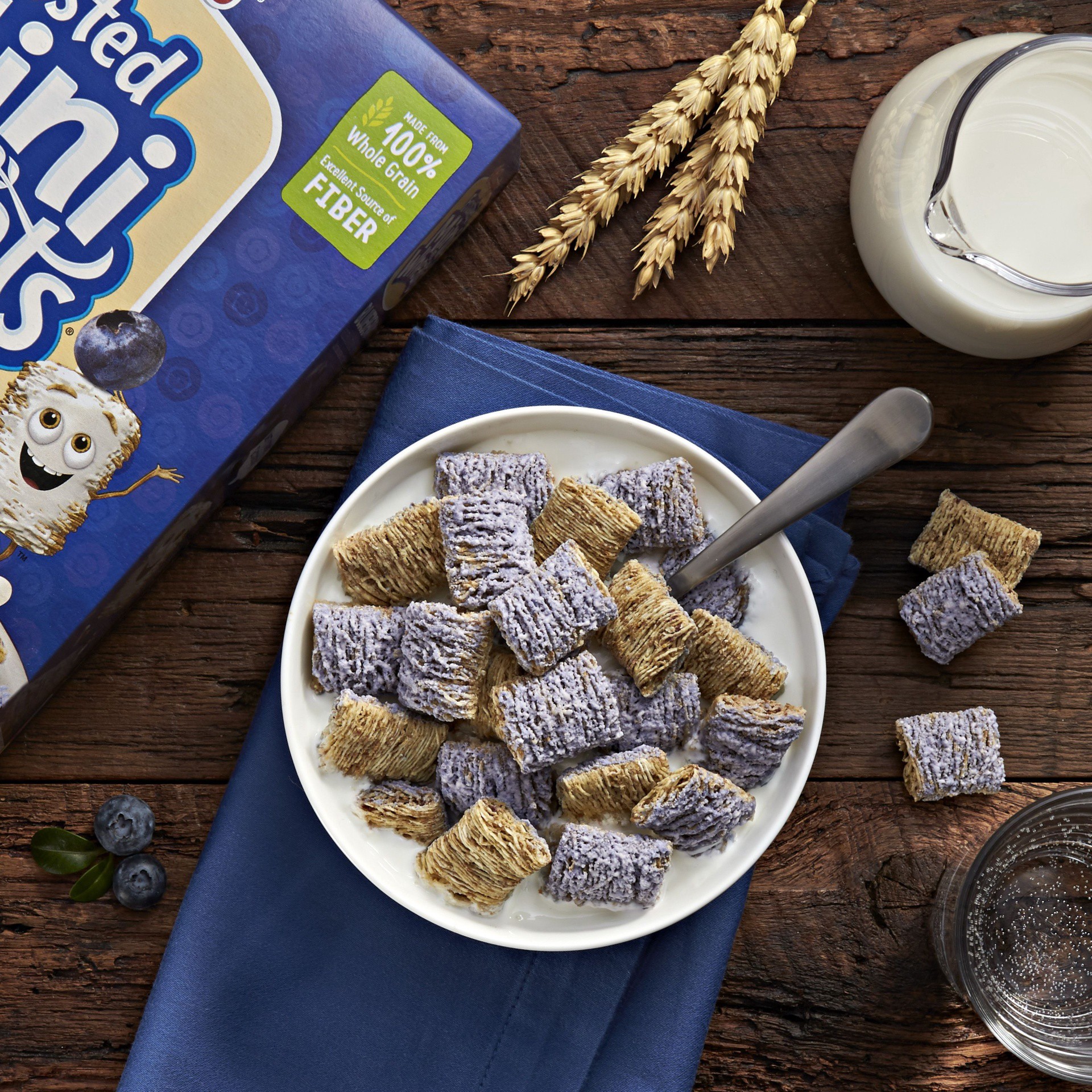 slide 7 of 7, Frosted Mini-Wheats Blueberry Muffin Cereal - Kellogg's, 16 oz