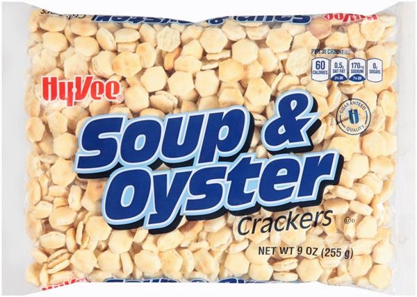 slide 1 of 1, Hy-vee Soup & Oyster Crackers, 9 oz