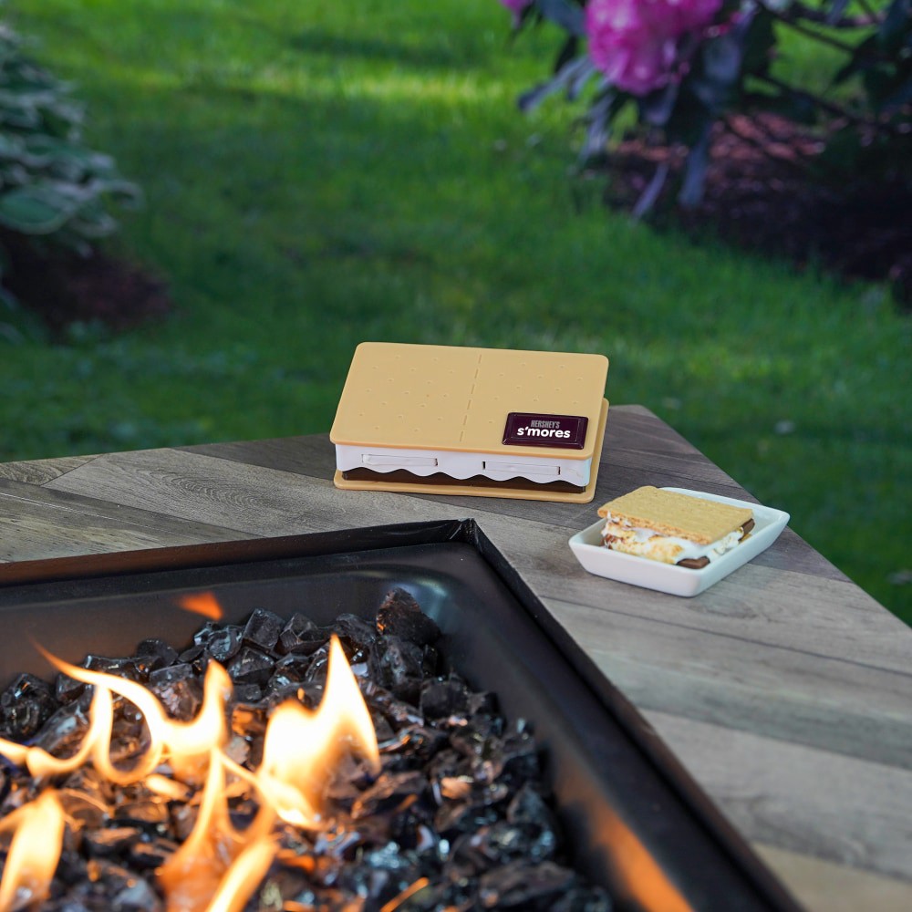 slide 3 of 3, NON BRAND Hershey's S'Mores Maker, 1 ct