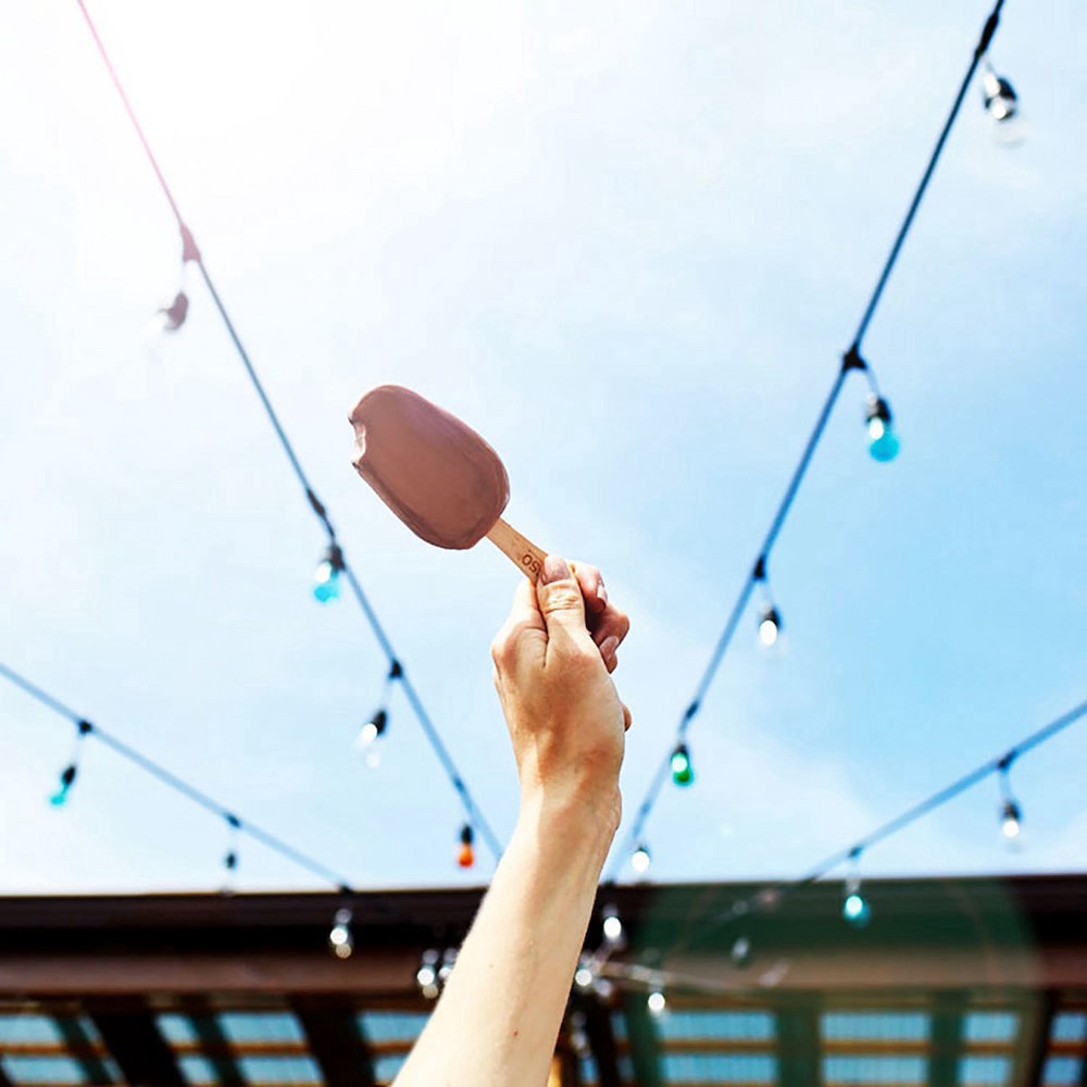 slide 4 of 6, Yasso Frozen Greek Yogurt Bars Chocolate Fudge Bars 3.5fl oz bars, 4 ct