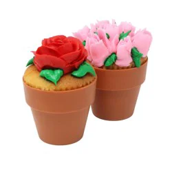 H-E-B Bakery White Cupcake Flower Pot with Buttercream Frosting, Floral Designs Vary