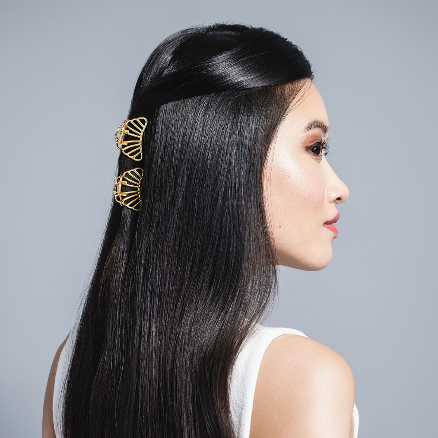 slide 2 of 6, The Hair Edit Petite Gilded Mermaid Shell Mini Claw Clips, 1 ct