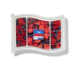 FRESH FROM MEIJER Red White & Blue Fruit Flag Tray 54 Oz