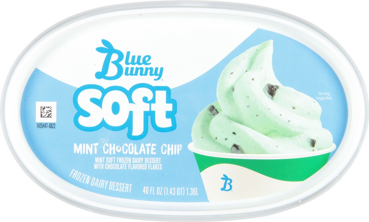 slide 4 of 9, Blue Bunny Soft Mint Chocolate Chip Frozen Dairy Dessert, 46 fl oz, 46 fl oz