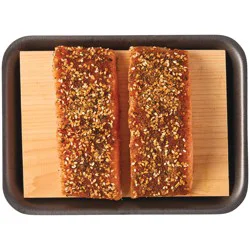 H-E-B Fish Market Fresh Seasoned Center Cut Atlantic Salmon on Cedar Plank - Smoky Jalapeño