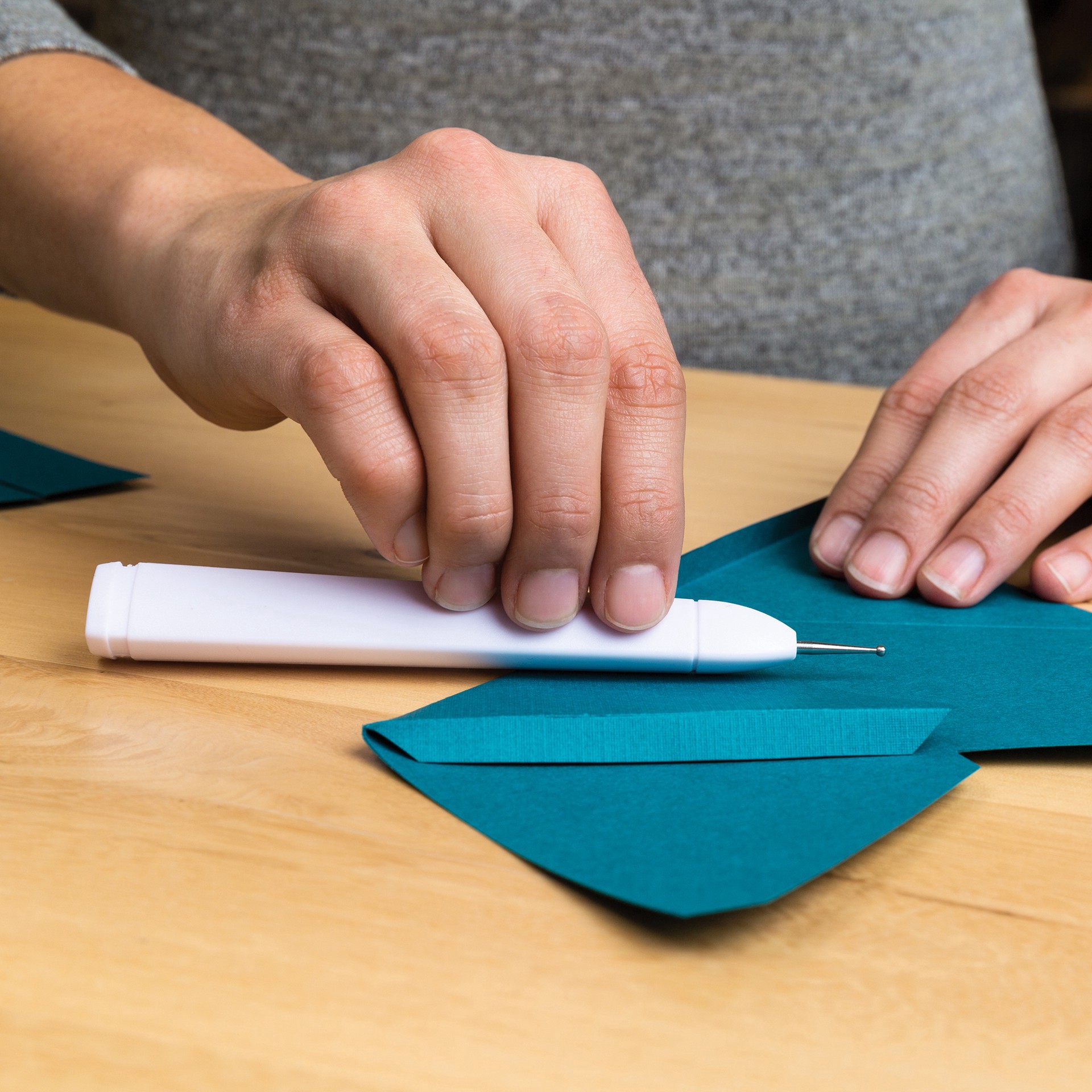 slide 4 of 5, Fiskars Scoring Stylus, 1 ct