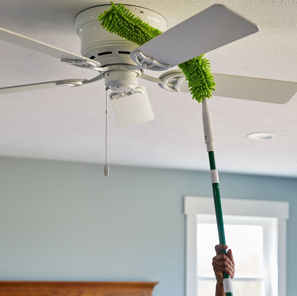 slide 3 of 3, Libman Flexible Microfiber Duster, 1 ct