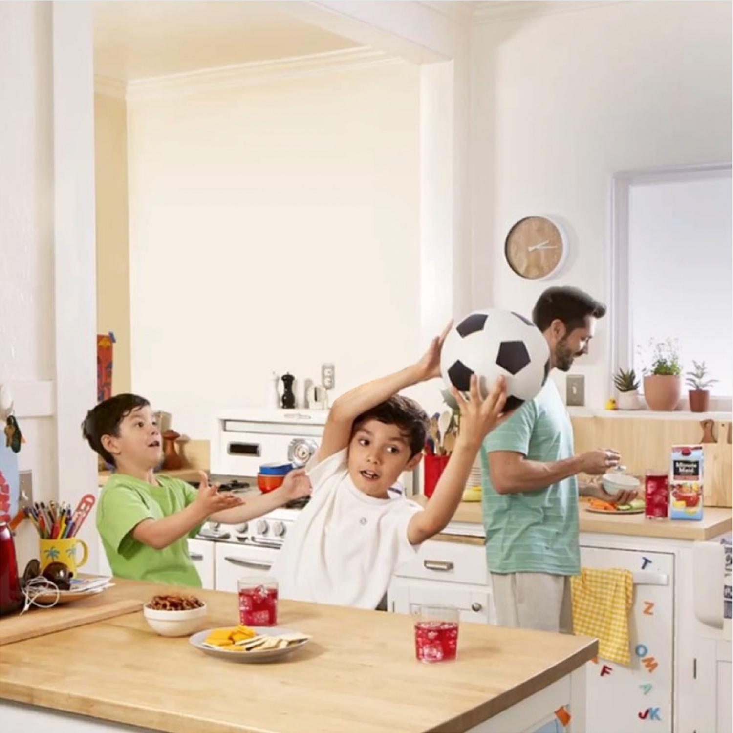 slide 5 of 6, Minute Maid Fruit Punch, 59 oz