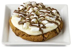 Iced Vanilla Chip Macadamia Cookie - Each