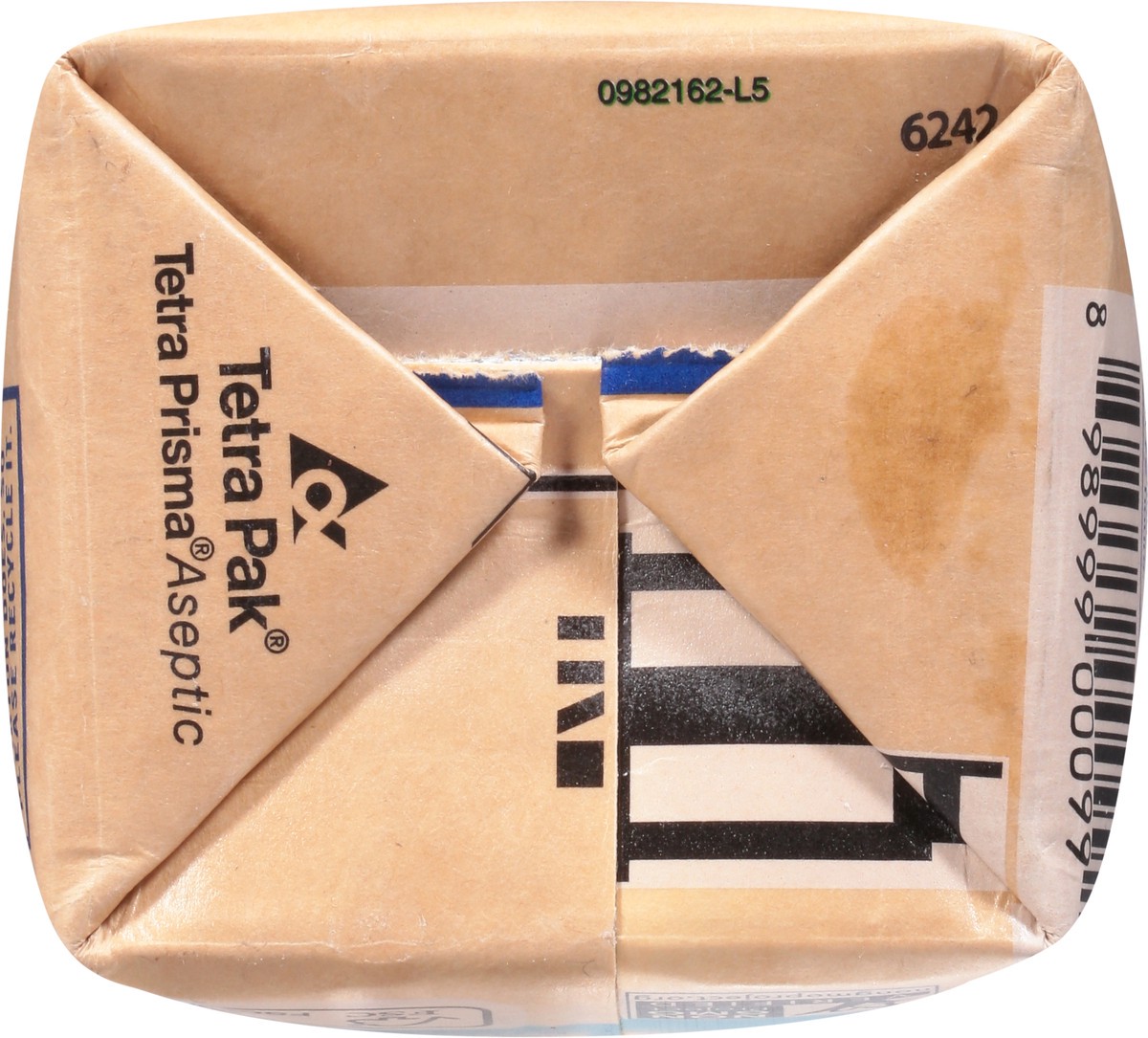 slide 4 of 9, Vita Coco Farmers Organic Coconut Water - 33.8 fl oz,