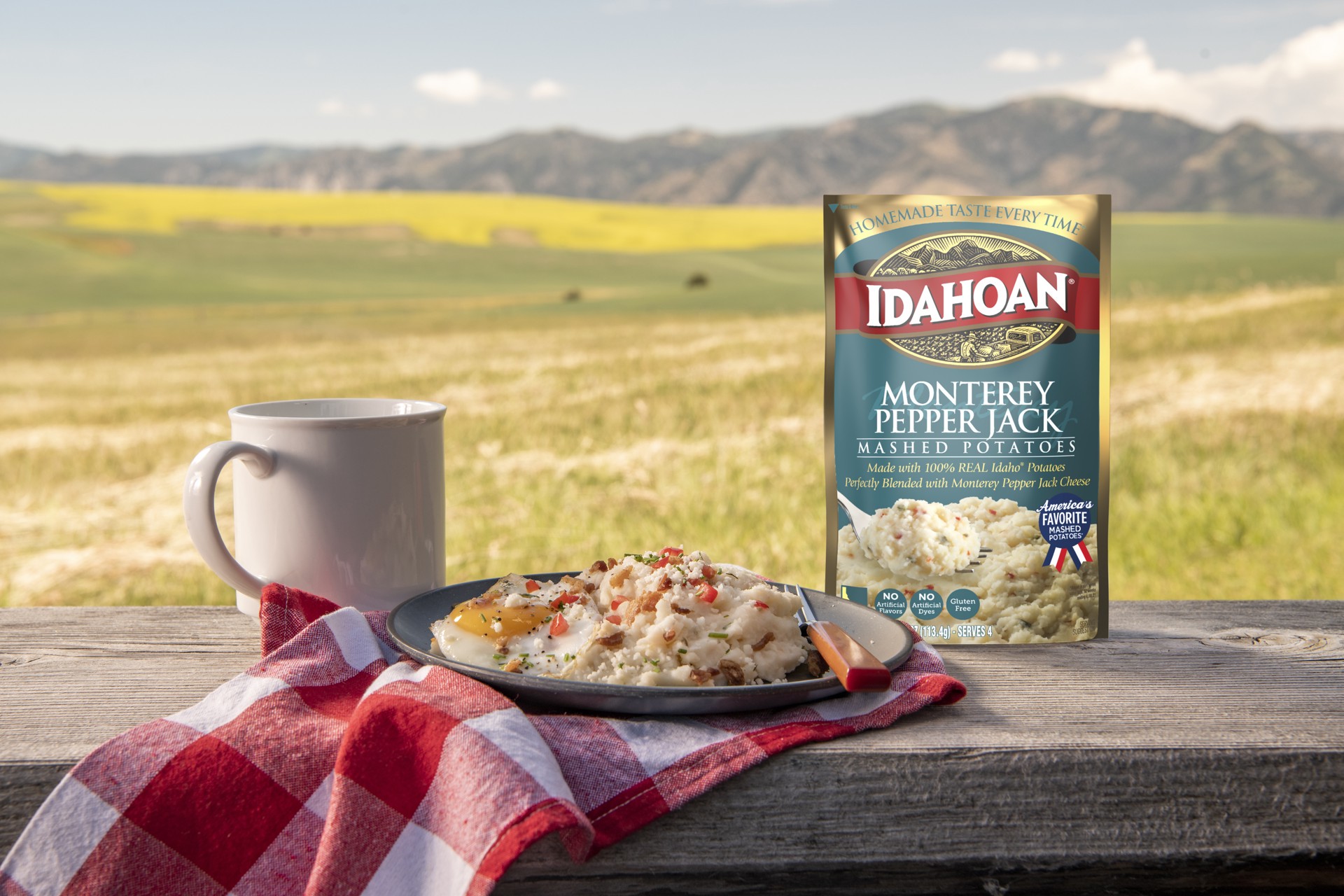 slide 3 of 4, Idahoan Monterey Pepper Jack Mashed Potatoes 4 oz, 4 oz