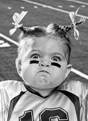 Avanti Card Encourage Football Girl
