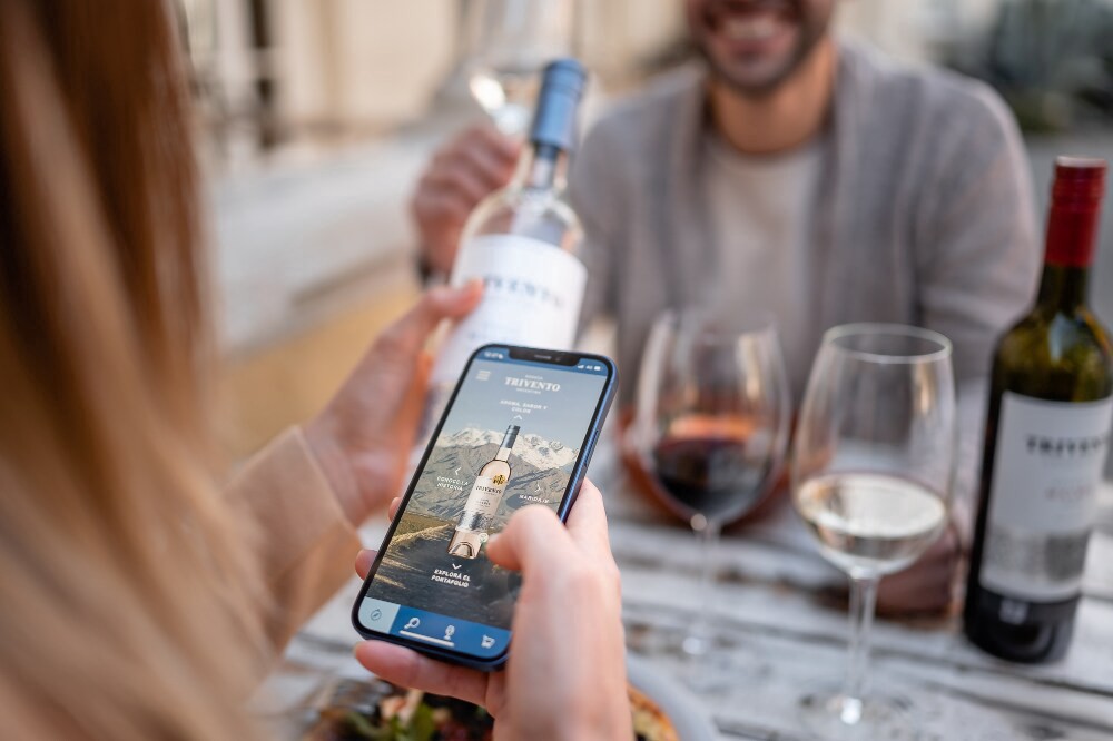 slide 3 of 6, Trivento Bodegas y Vinedos White Reserve Malbec 750 ml, 1 ct