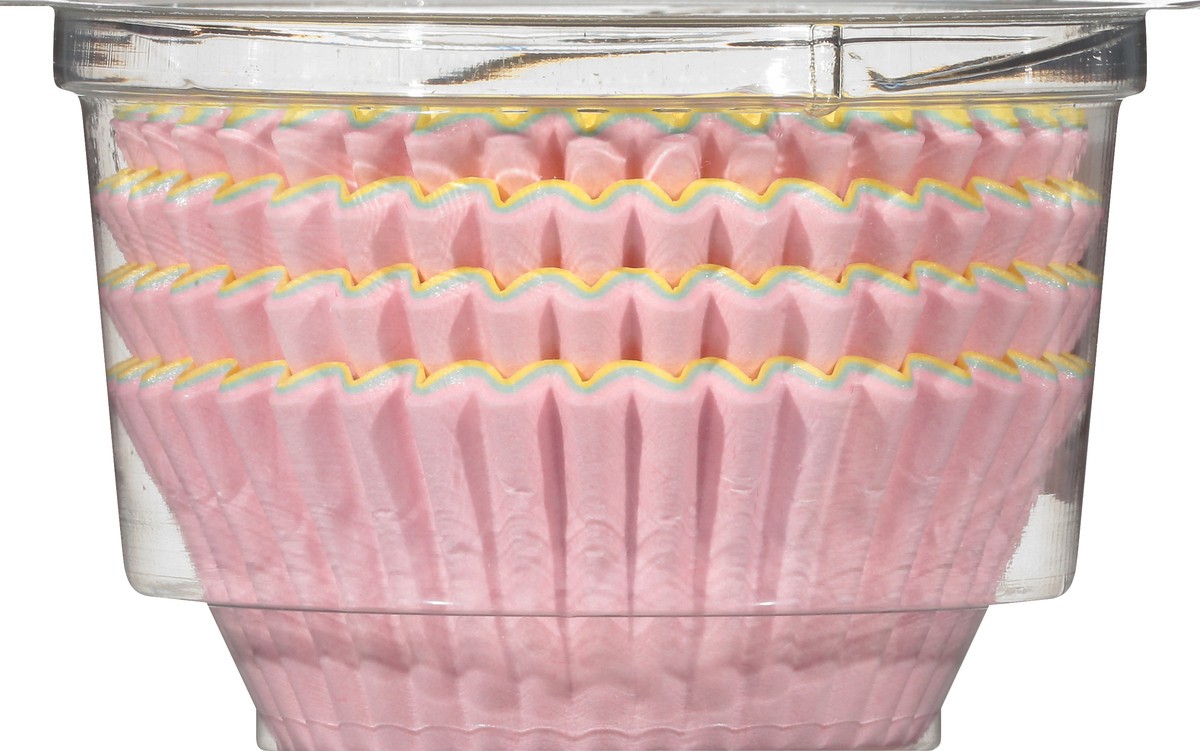 slide 7 of 9, Betty Crocker Standard Size Baking Cups Pastel, 100 ct