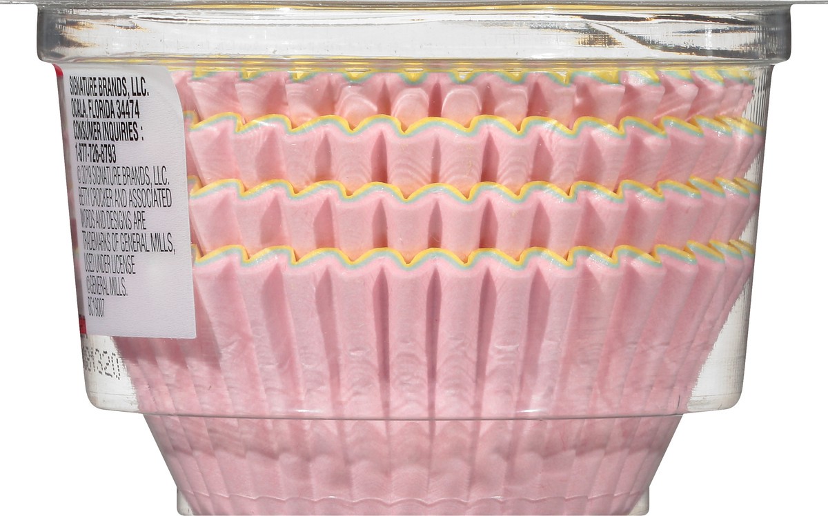 slide 2 of 9, Betty Crocker Standard Size Baking Cups Pastel, 100 ct